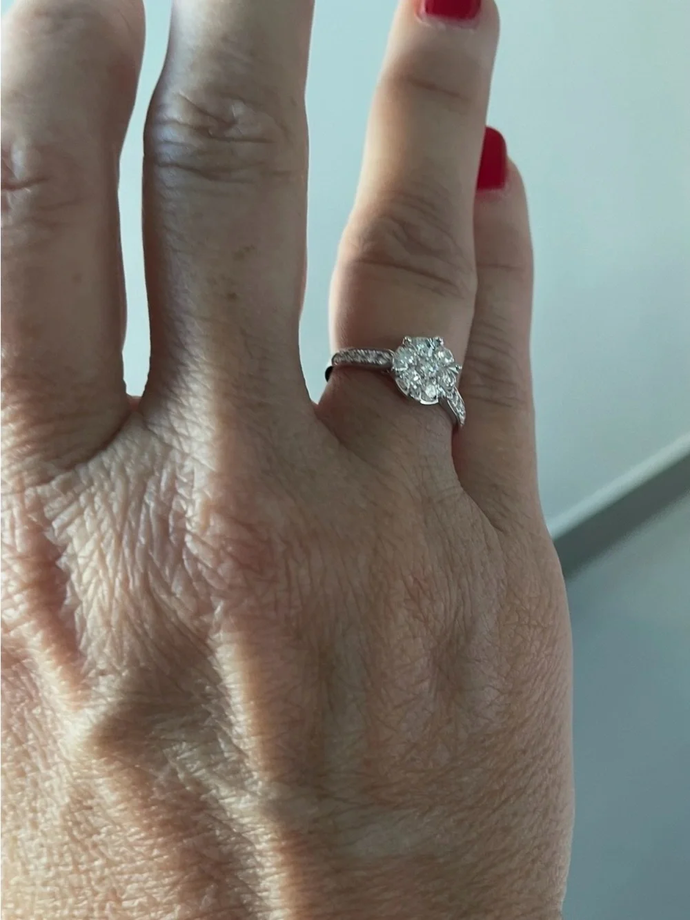 Classic White Diamond 0.75cts VS-2 Cluster Ring in White Gold 14kt Size 7